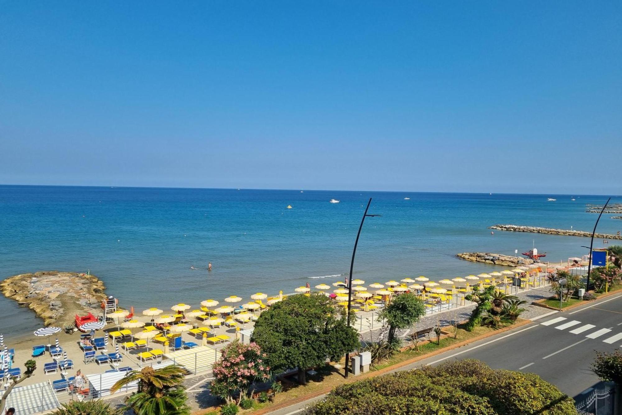 Laigueglia Beach - Happy Rentals Kültér fotó